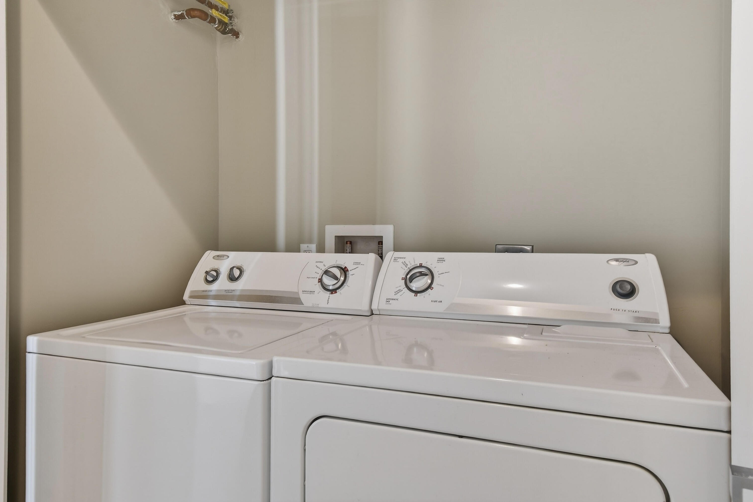 CITYPLACE SOUTH TOWER CONDO - Residential Lease