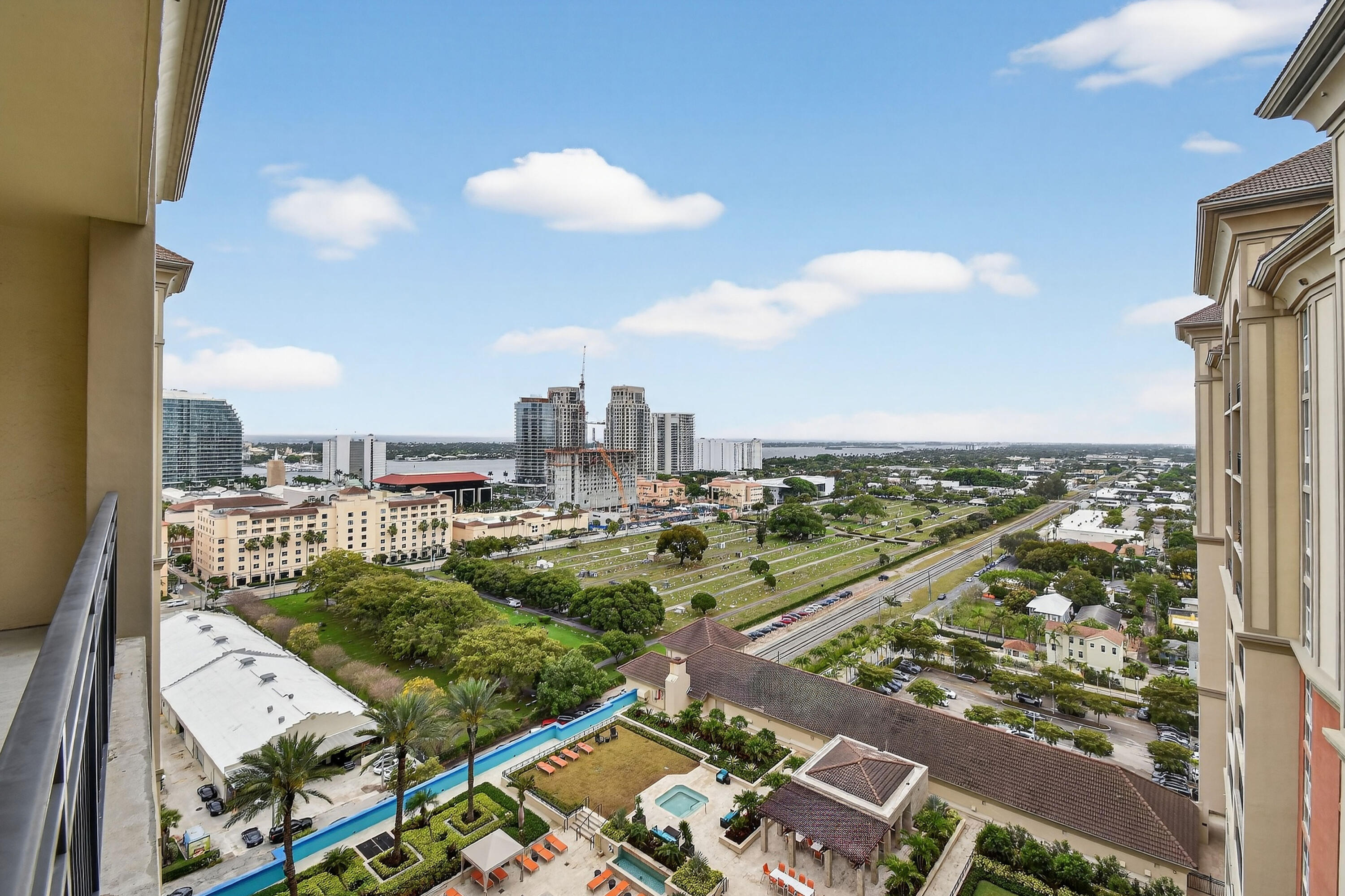 CITYPLACE SOUTH TOWER CONDO - Residential Lease