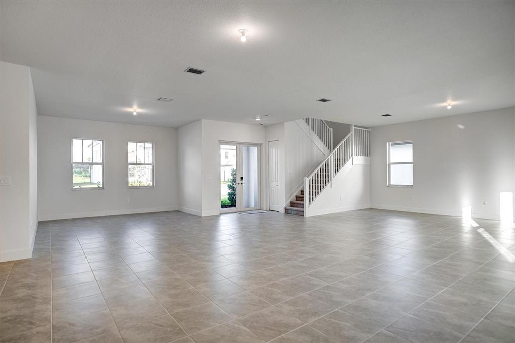 CRESCENT RIDGE - Residential Lease