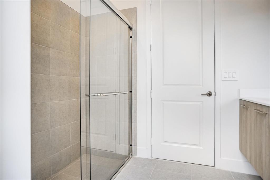 CRESCENT RIDGE - Residential Lease