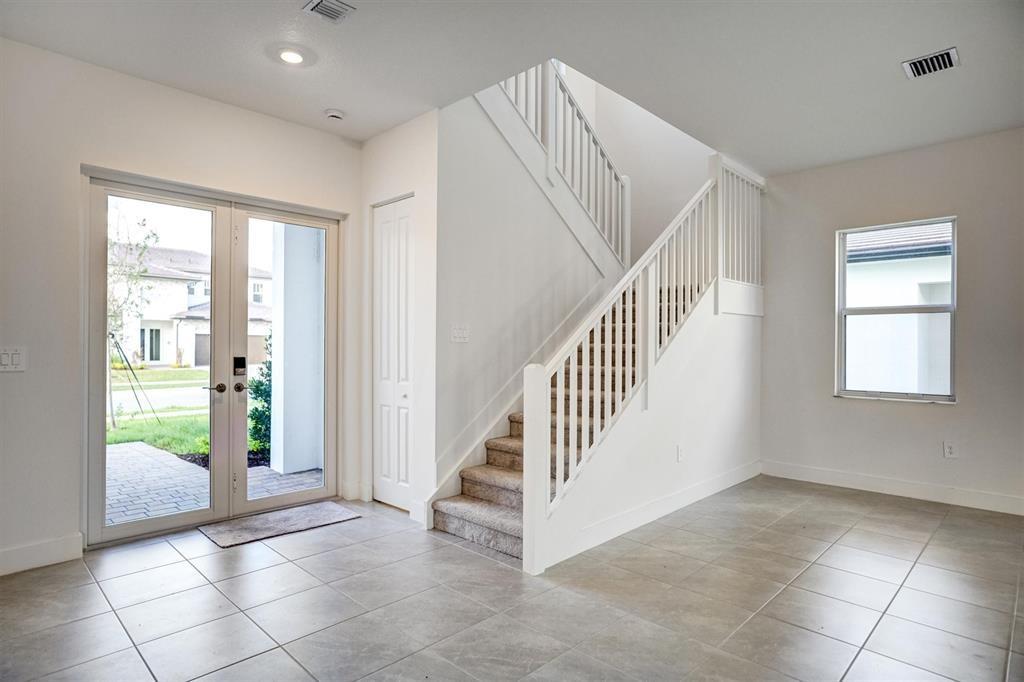 CRESCENT RIDGE - Residential Lease