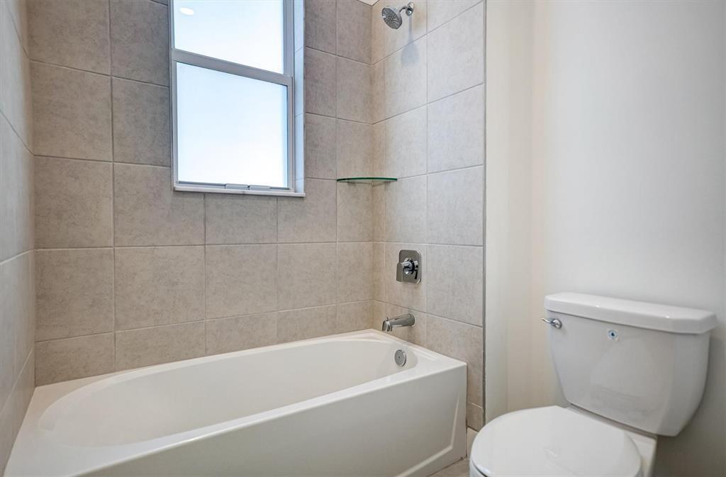 CRESCENT RIDGE - Residential Lease