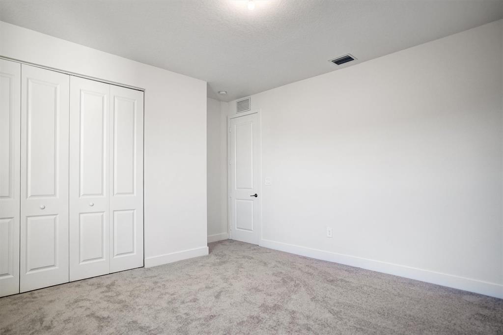 CRESCENT RIDGE - Residential Lease