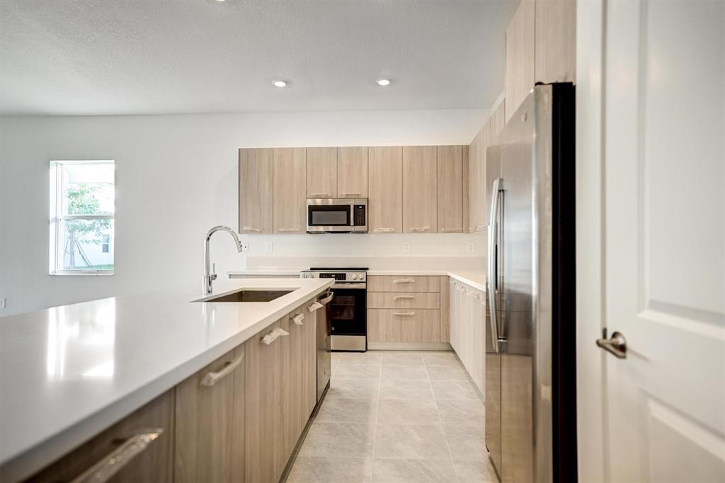 CRESCENT RIDGE - Residential Lease