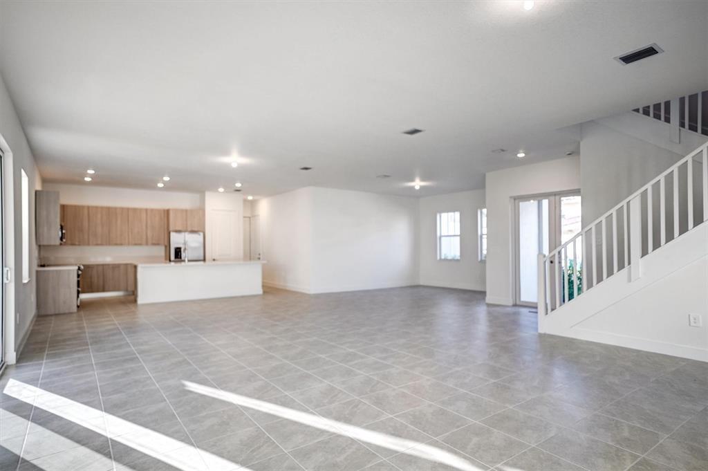 CRESCENT RIDGE - Residential Lease