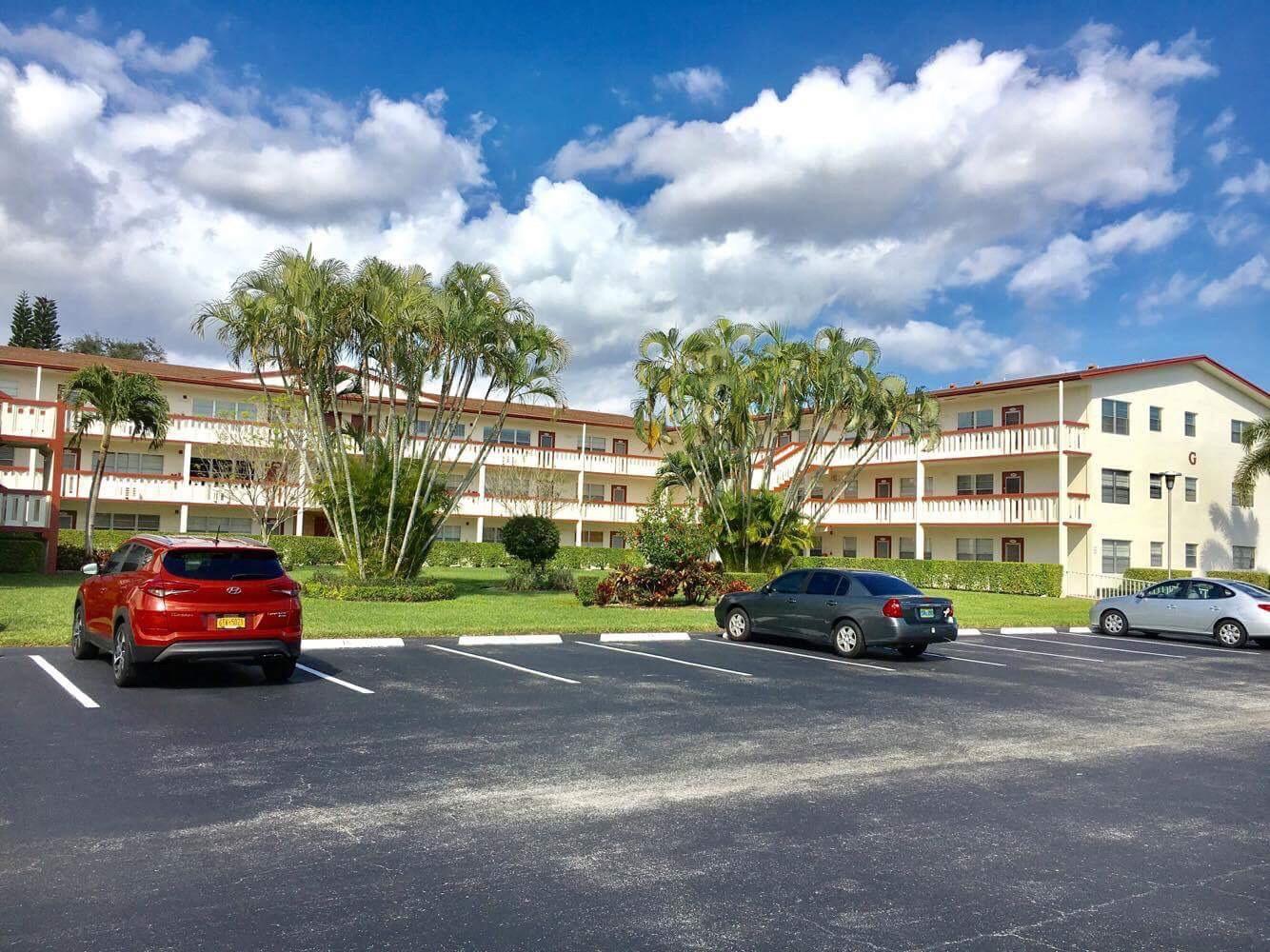 3rd floor,light and bright,unfurnished,screened patio with pull downs,tile in kitchen and dining room,come see and then check out the clubhouse to see all it has to offer.