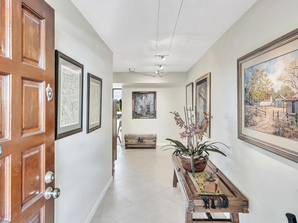 Photo of 23200 Camino Del Mar #304, Boca Raton, FL 33433 (MLS # R10780775)