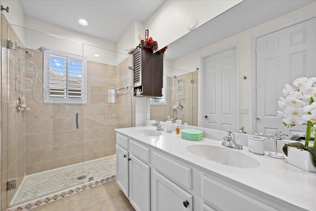 MANSIONS AT EVERGRENE CONDO - Residential