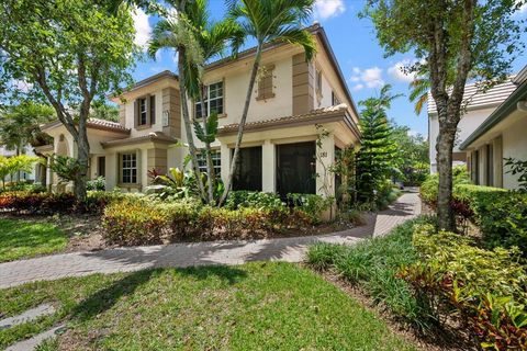 181 Evergrene Parkway 14-b Palm Beach Gardens FL 33410