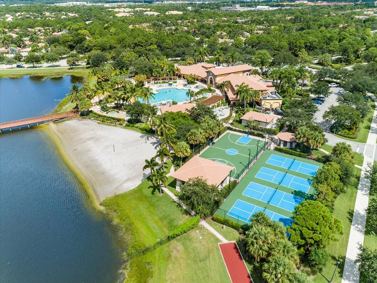 MANSIONS AT EVERGRENE CONDO - Residential