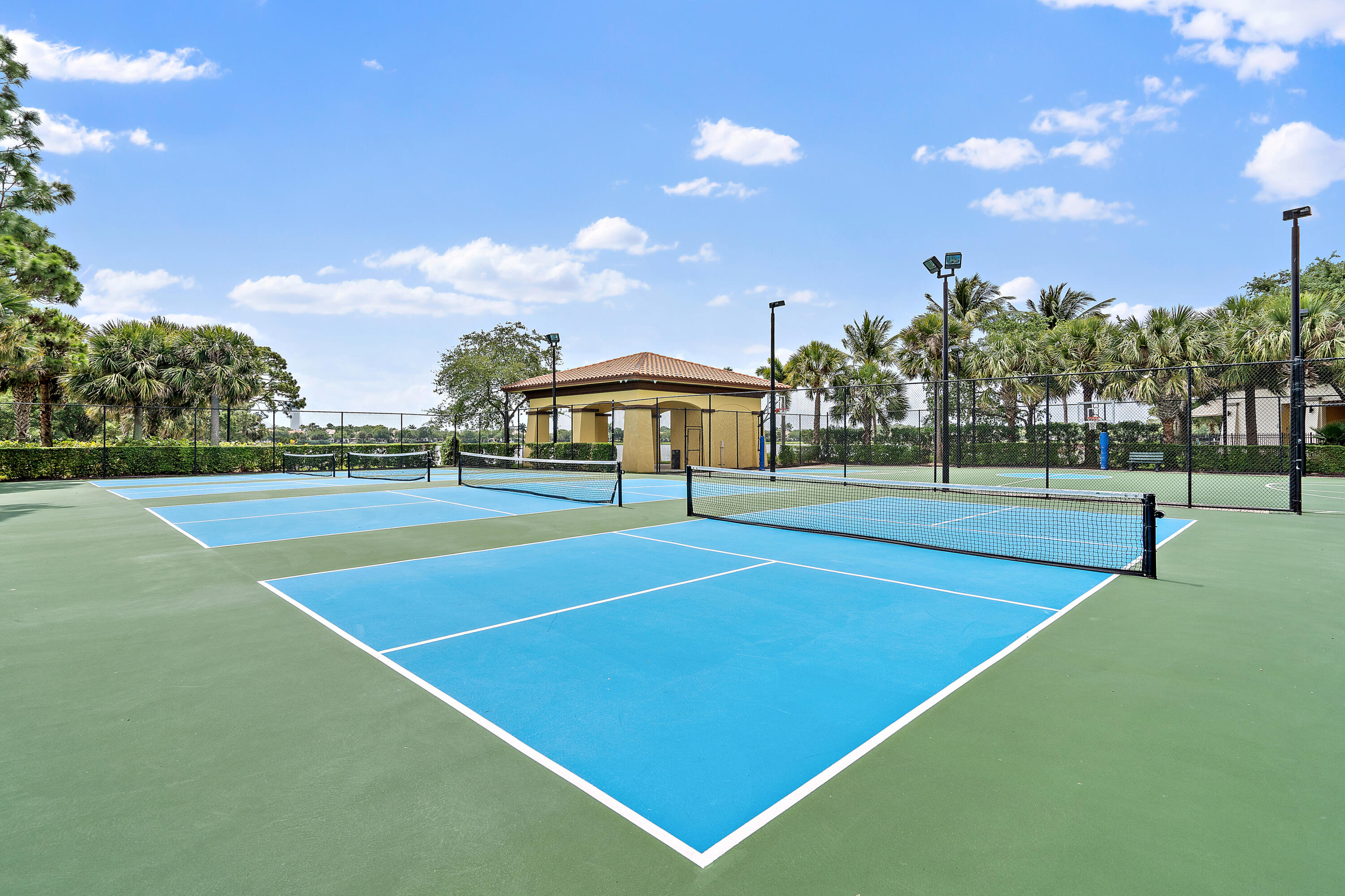 MANSIONS AT EVERGRENE CONDO - Residential