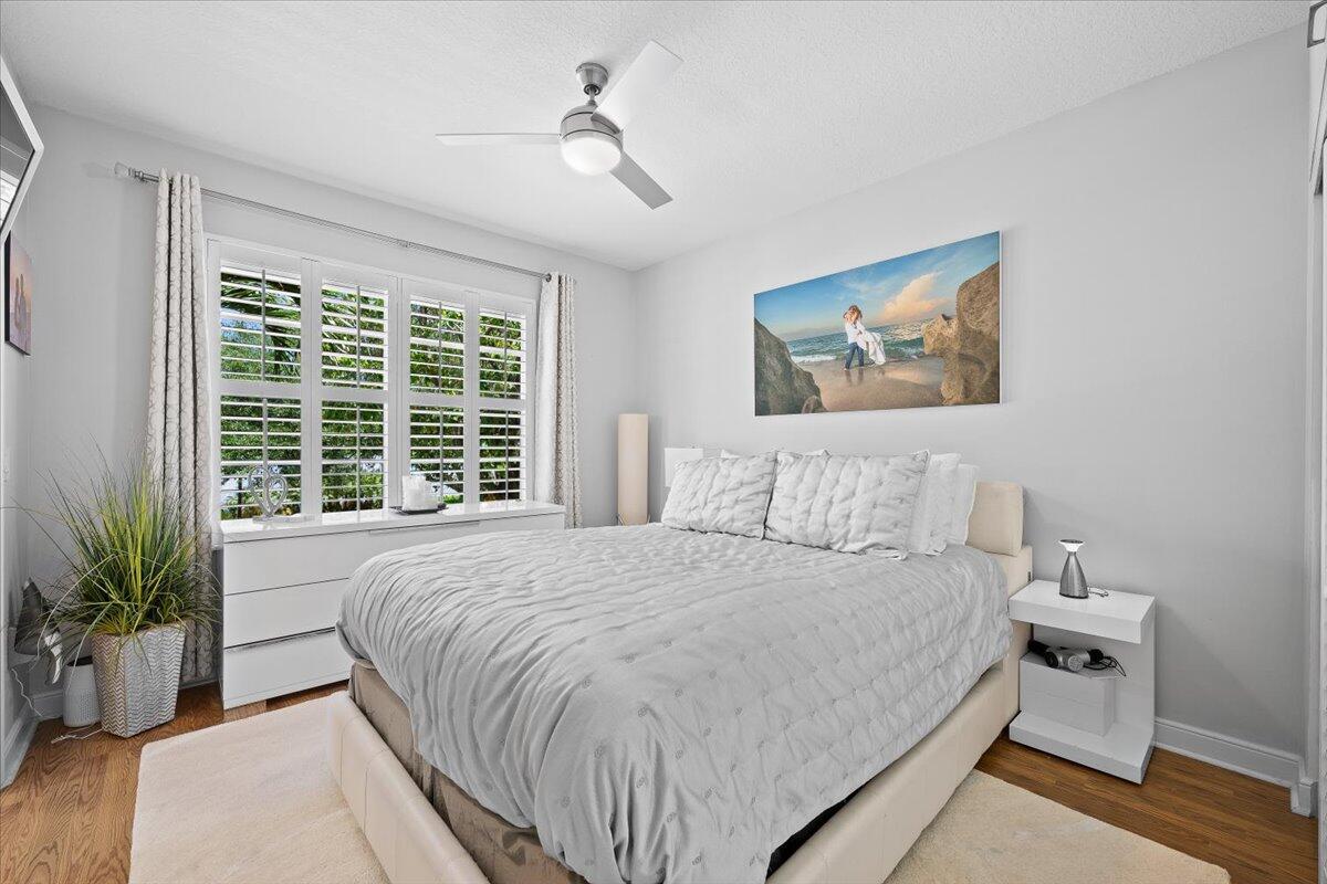 MANSIONS AT EVERGRENE CONDO - Residential