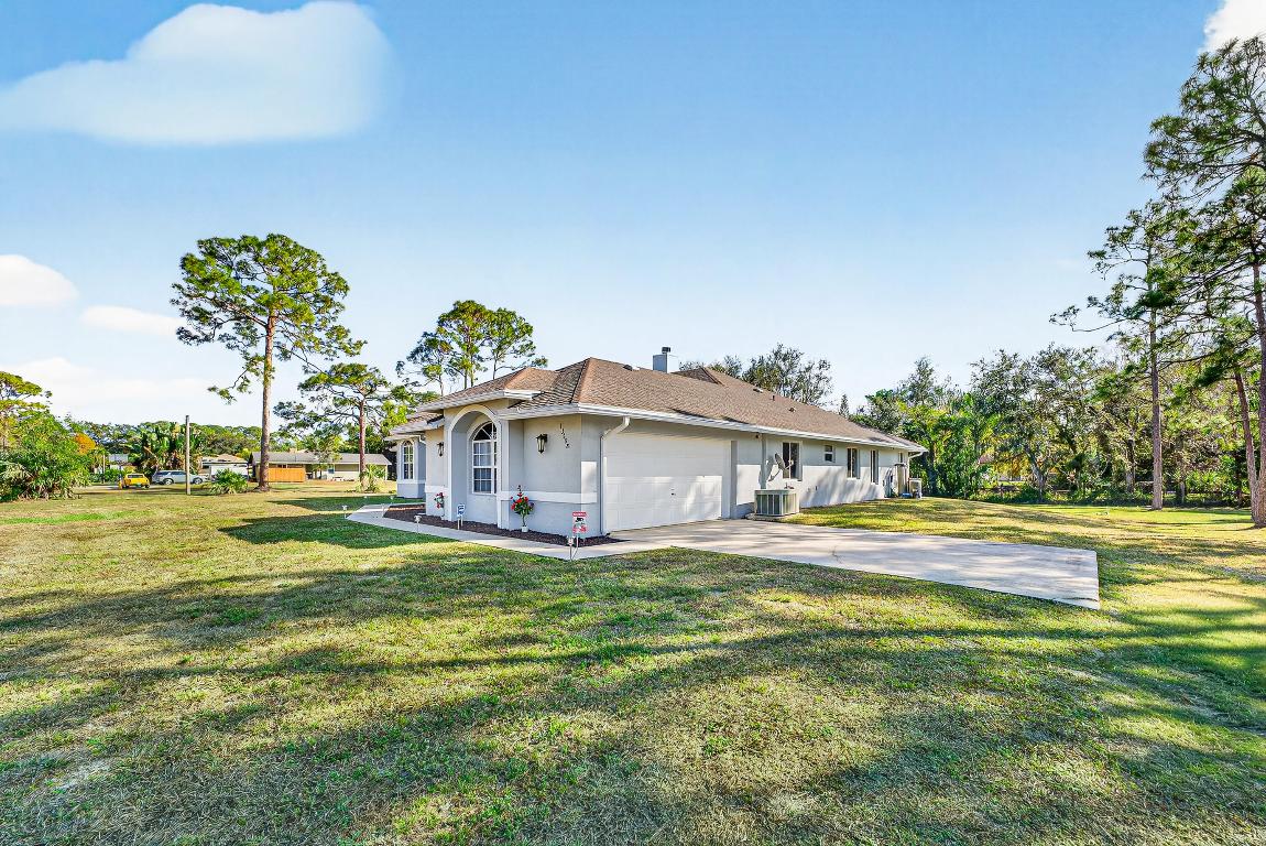 View photos, virtual tours, details... 13358 Persimmon Boulevard