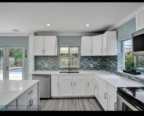 Tiny photo for 3036 NE 19TH Street, Fort Lauderdale, FL 33305 (MLS # B26088584)