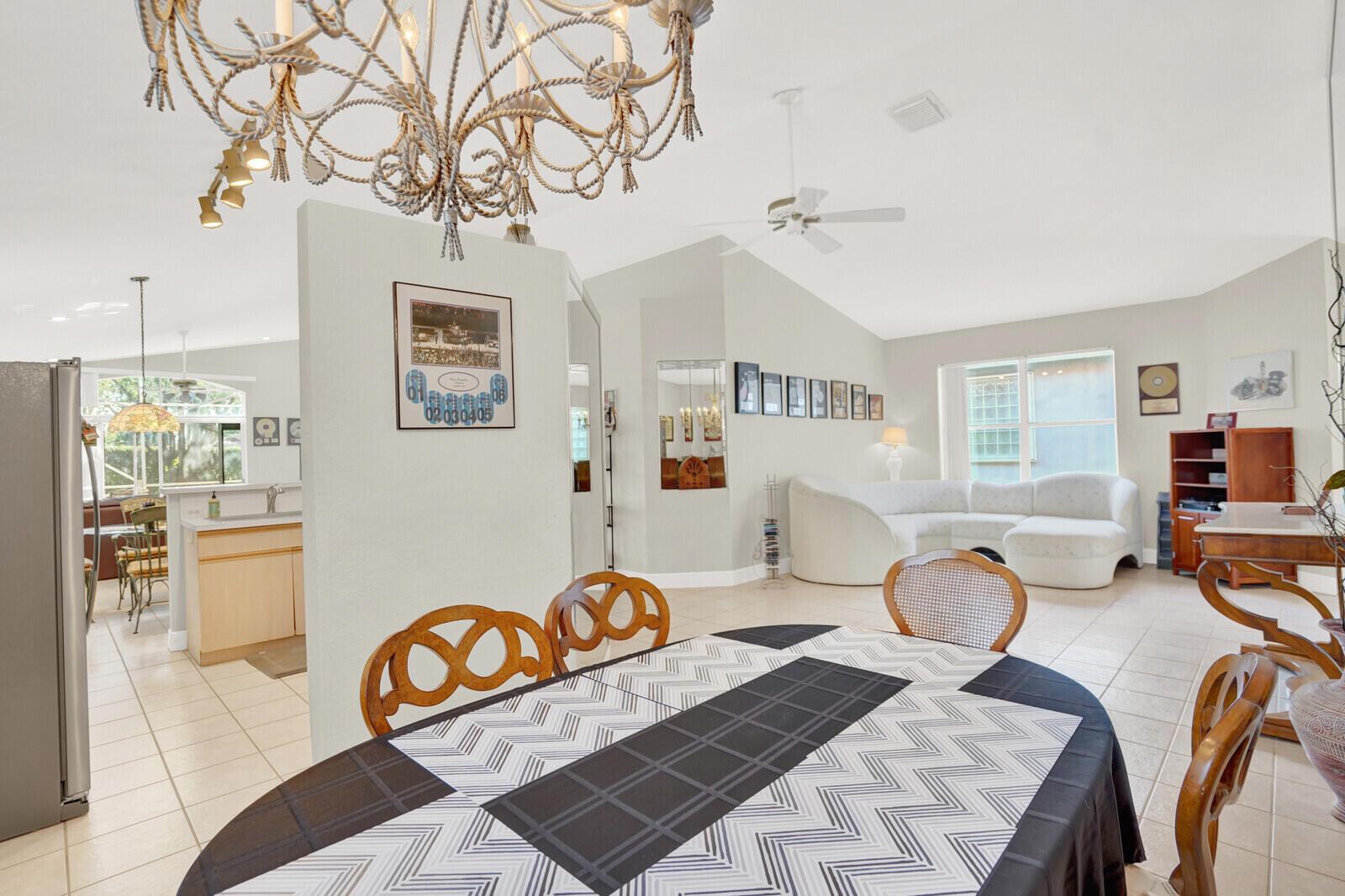 INDIAN HILLS 1 - Residential