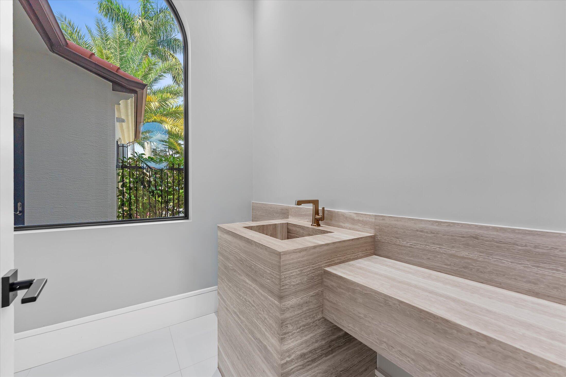 OLYMPIA 1 - Residential