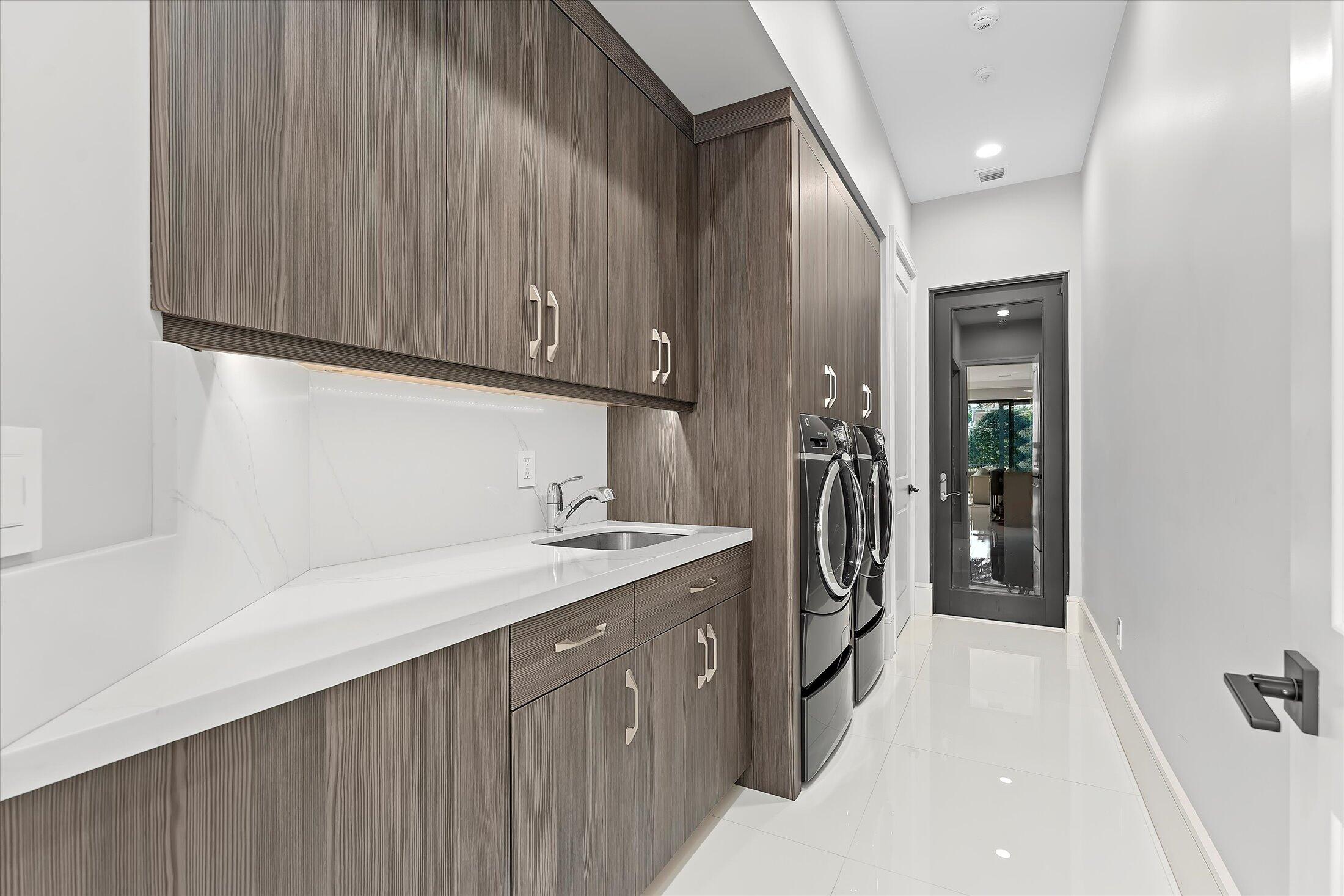 OLYMPIA 1 - Residential