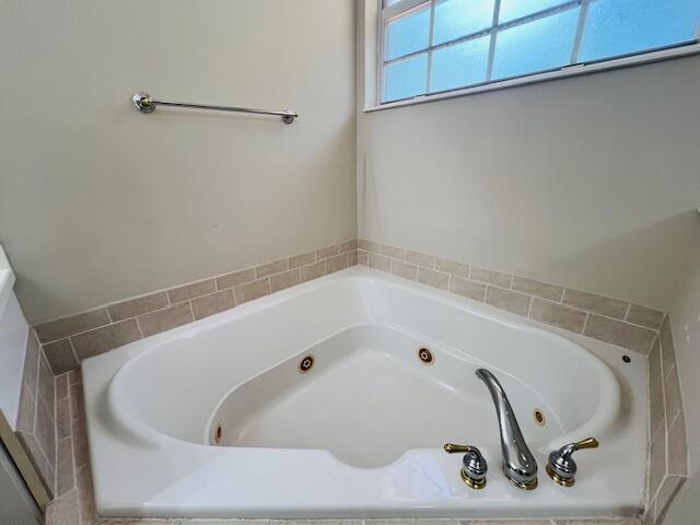 CARRIAGE POINTE TOWNHOMES PUD - Residential Lease