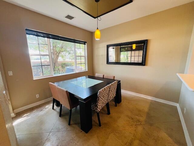 CARRIAGE POINTE TOWNHOMES PUD - Residential Lease