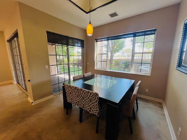 CARRIAGE POINTE TOWNHOMES PUD - Residential Lease
