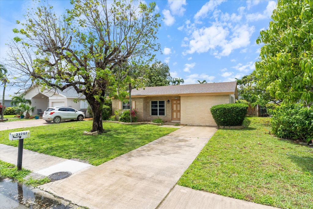 Photo of 22707 SW 64th Way, Boca Raton, FL 33428 (MLS # B26014613)