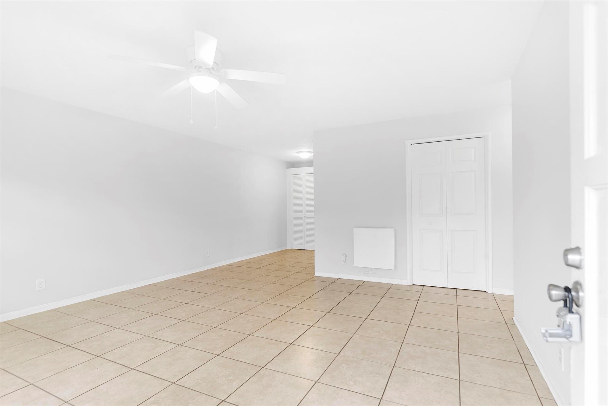 SEACREST ESTATES - Residential Lease