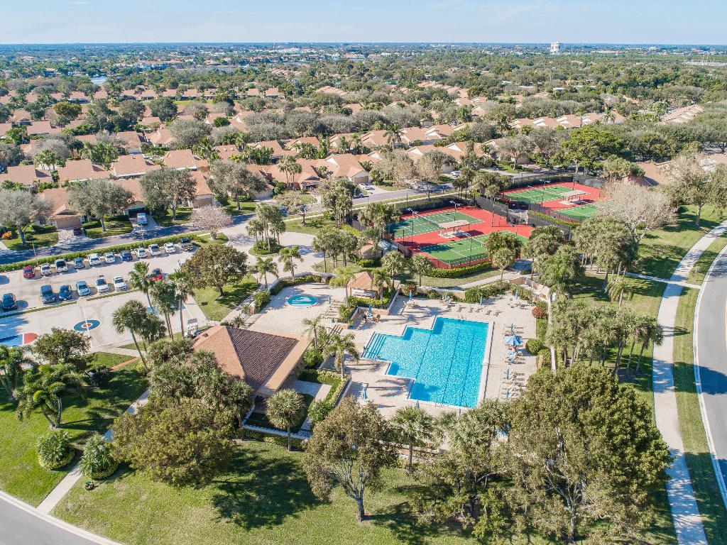 RIVER - Residential Lease