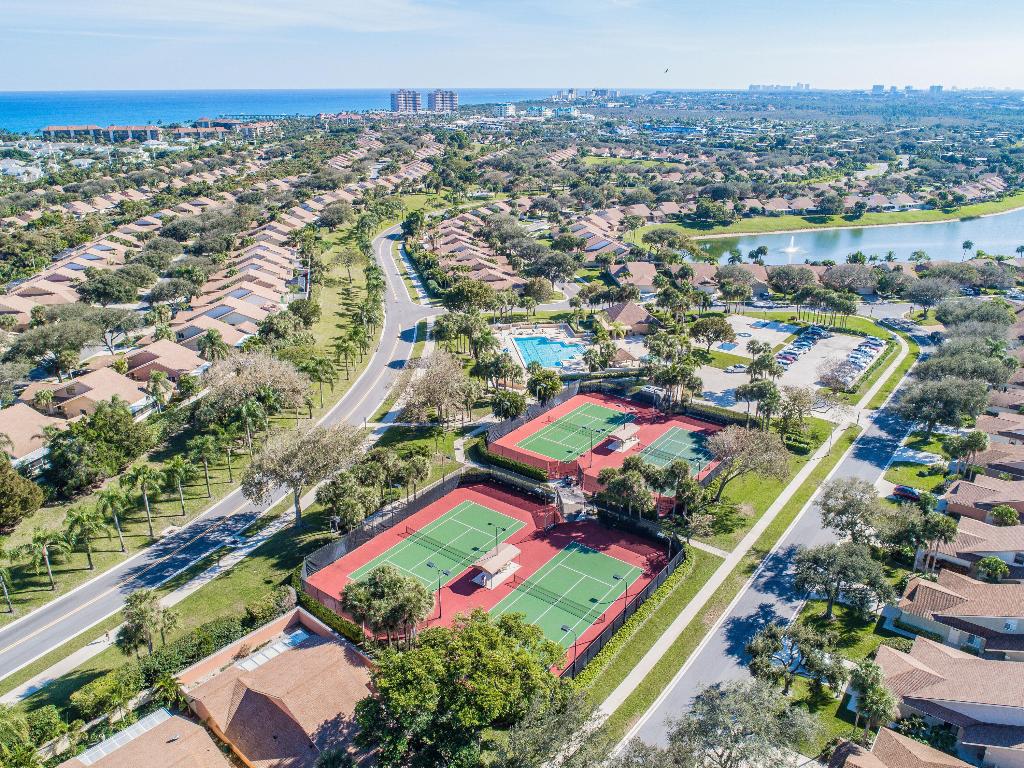 RIVER - Residential Lease