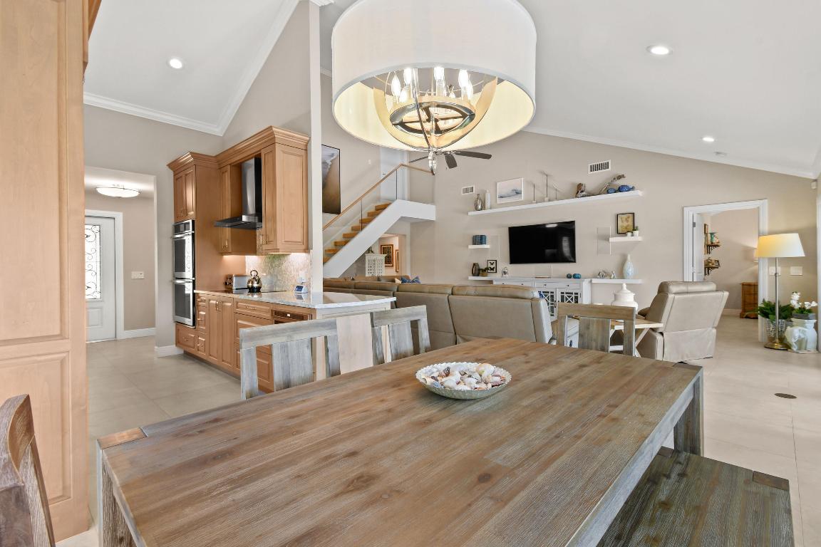 RIVER - Residential Lease