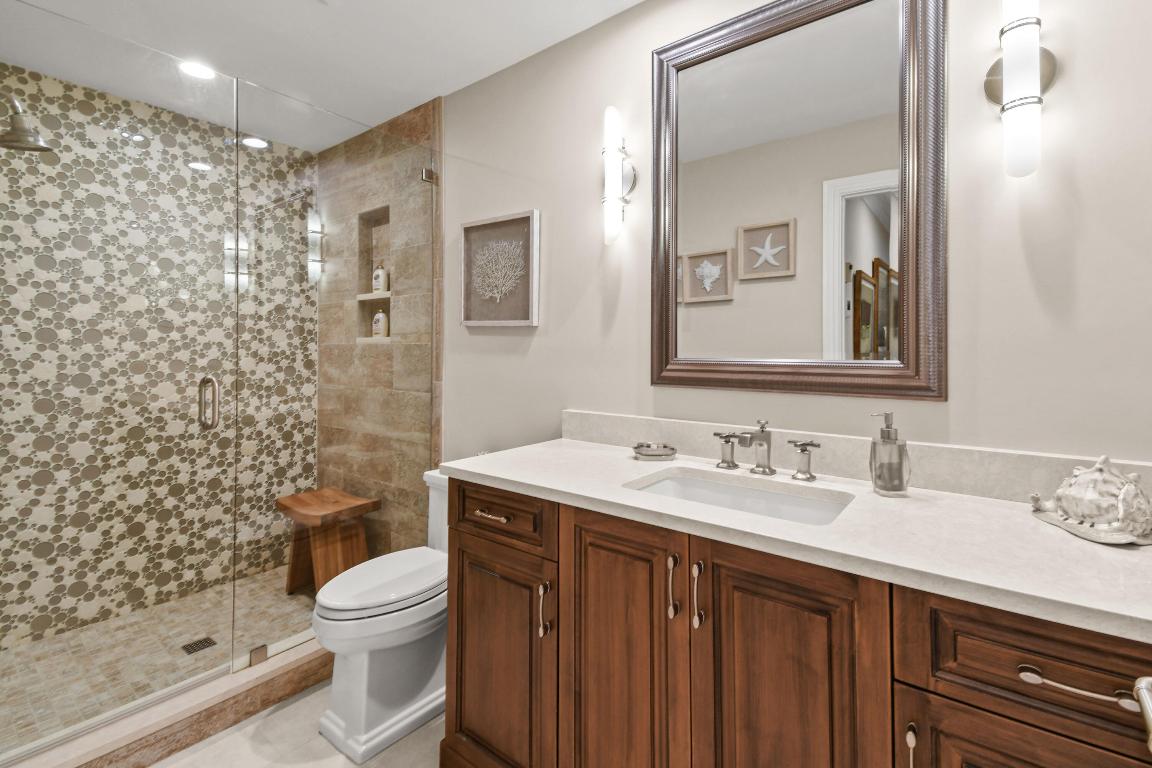 RIVER - Residential Lease