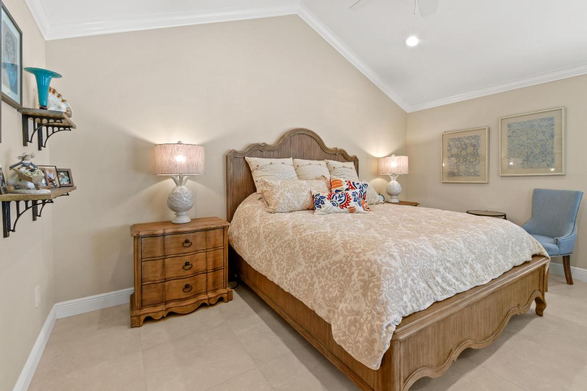 RIVER - Residential Lease