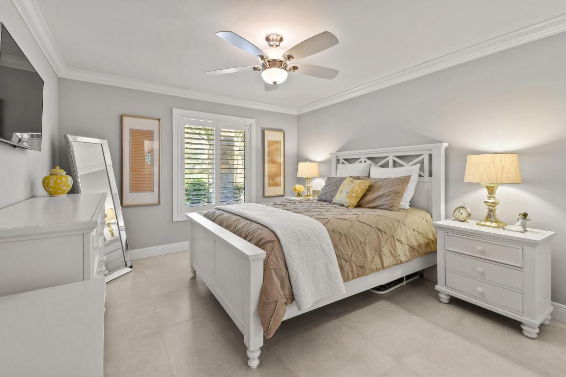 RIVER - Residential Lease