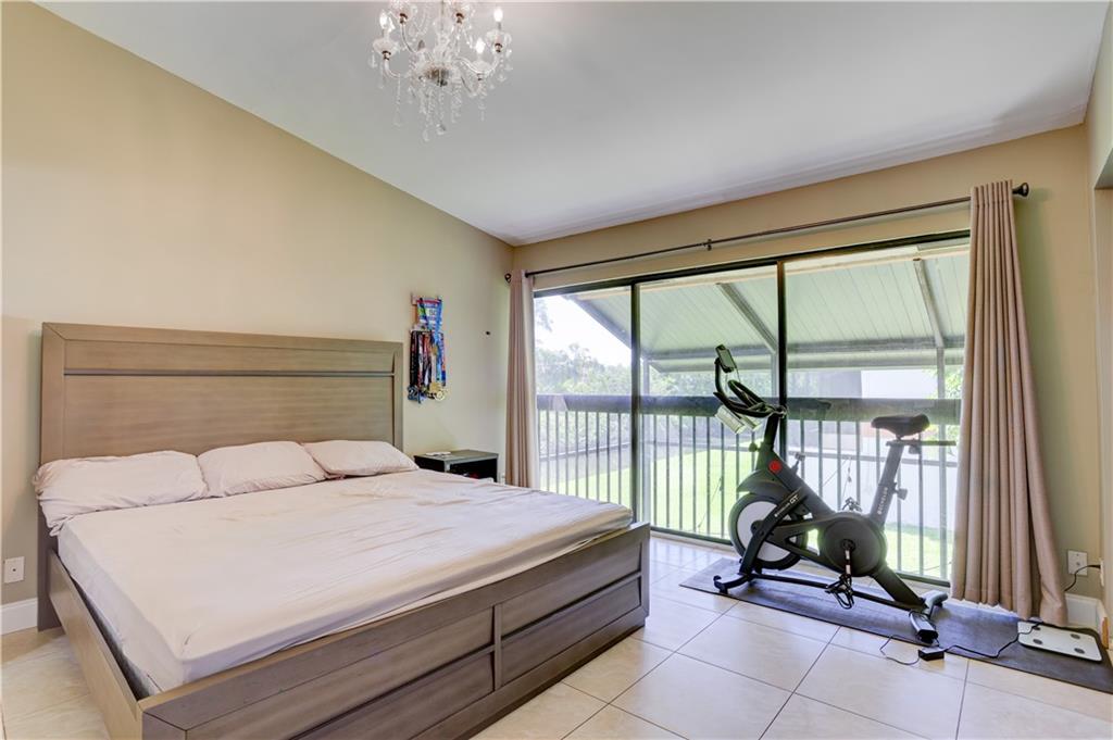 TOWNHOMES AT ORANGE DRIVE - Residential