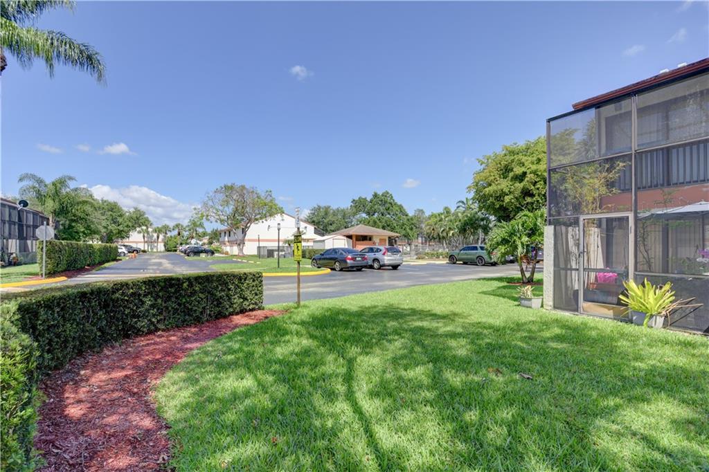 TOWNHOMES AT ORANGE DRIVE - Residential