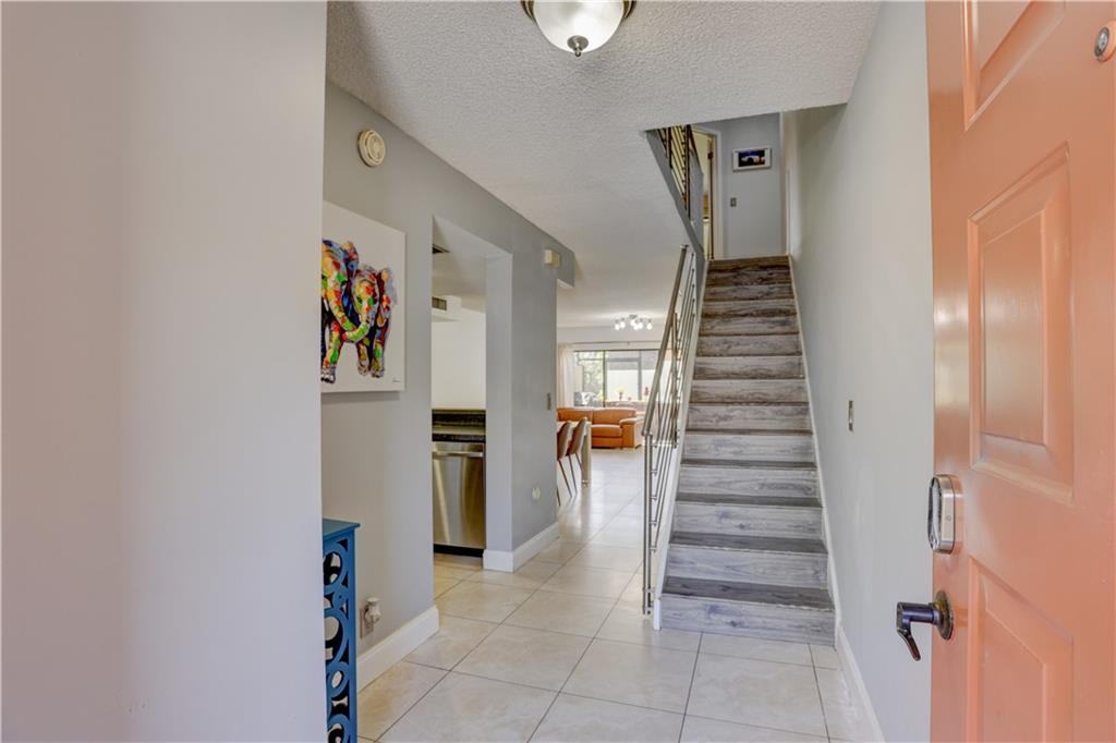 TOWNHOMES AT ORANGE DRIVE - Residential