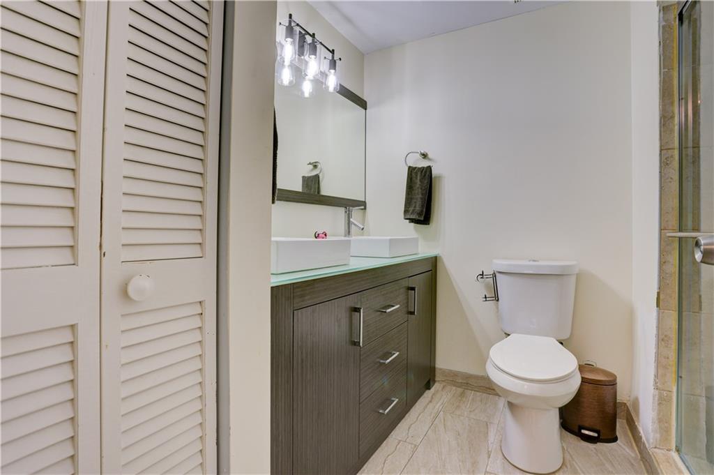 TOWNHOMES AT ORANGE DRIVE - Residential