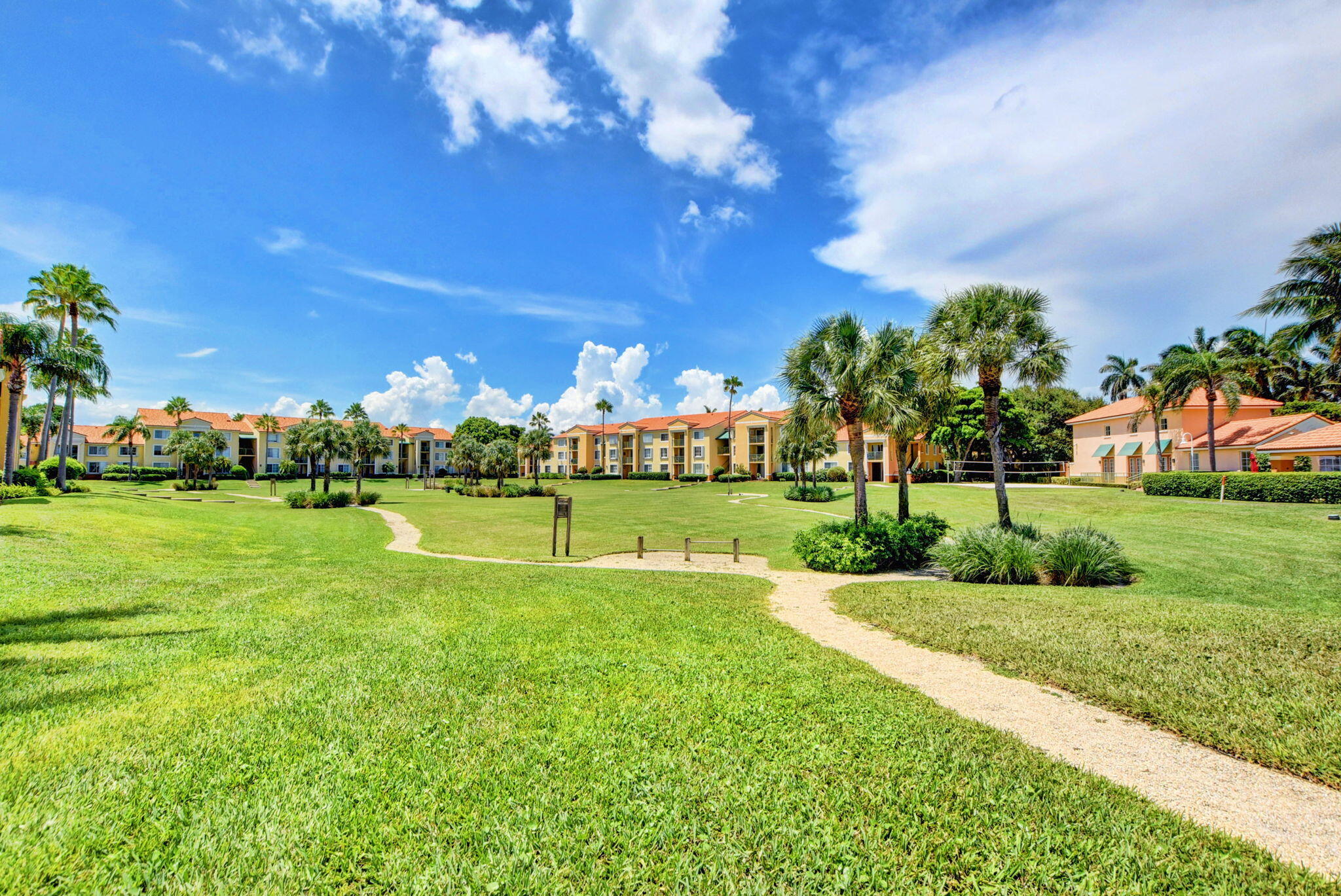 157 Yacht Club Way 303