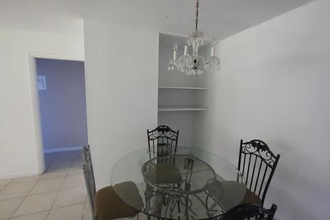 1050 E Sample Road Road E 101