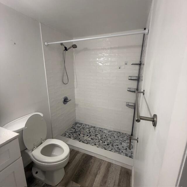 GOLDEN LAKES VILLAGE COND - Residential