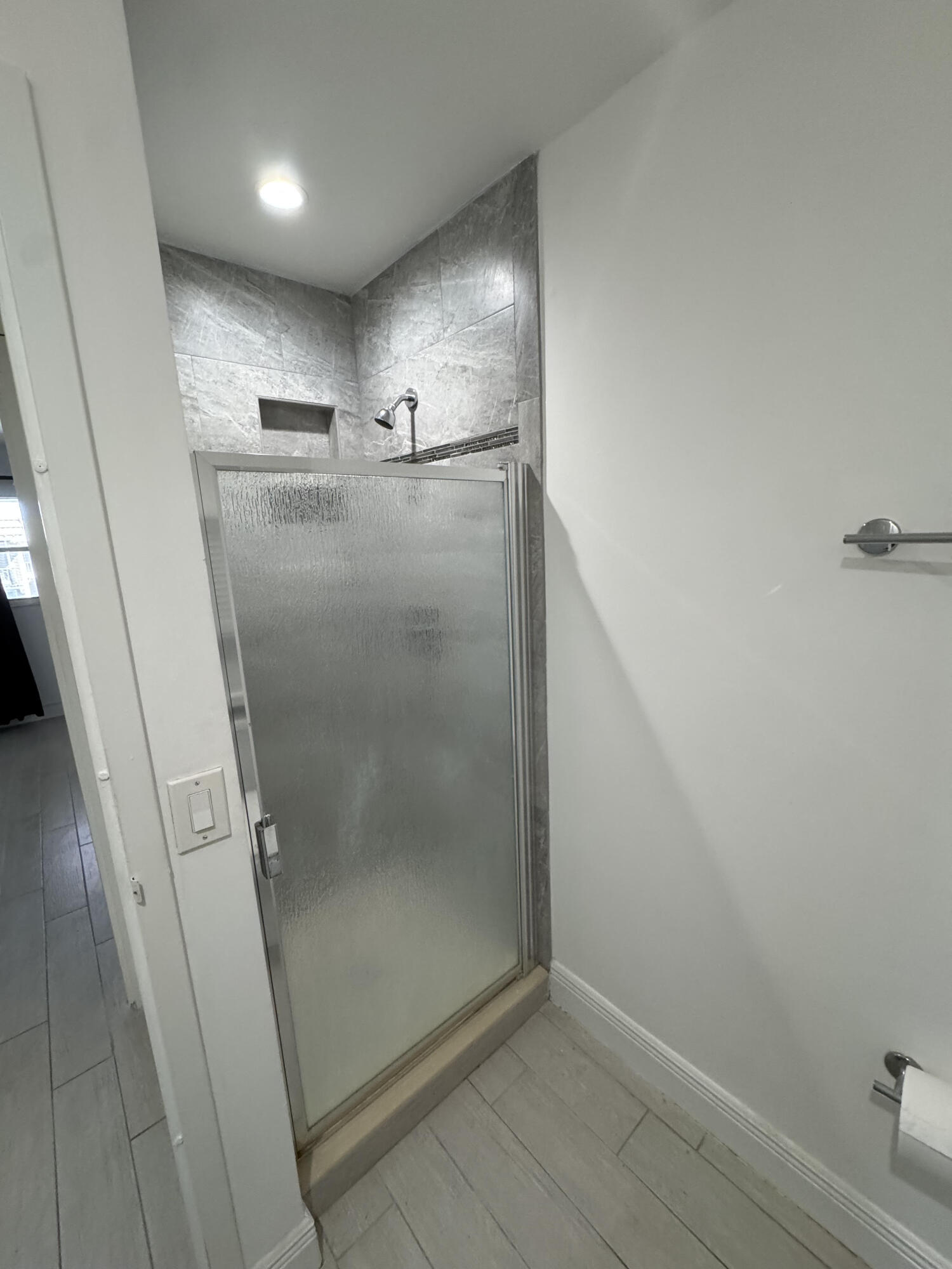 KINGS POINT MONACO CONDOS - Residential Lease