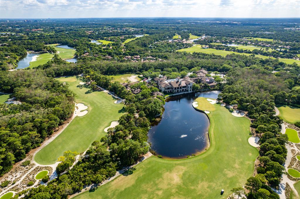 BEARS CLUB VILLAS CONDO - Residential