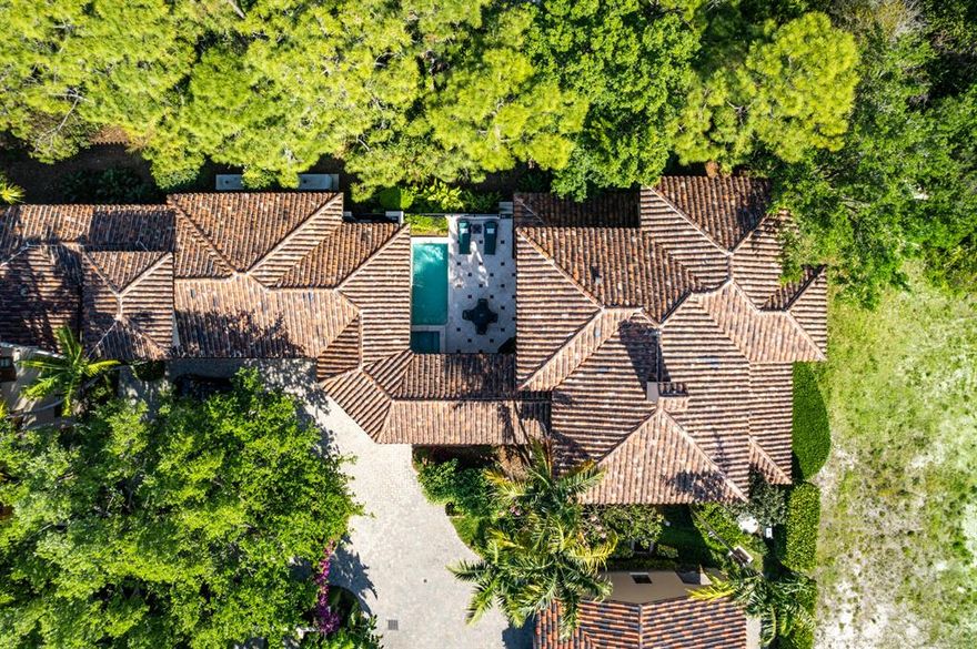 312 Villa Drive just listed! Step inside one of the premier Club Cottages available now at Jupiter's most prestigious community, The Bear's Club! This is a unique opportunity to own a slice of paradise boasting privacy , golf and preserve views, and the only Tuscan ''little Italy'' style villa now available in Bear's. Tastefully decorated and offered fully furnished this large 4 bedroom 4.5 bath villa lives like a single family home. With an over-sized 1.5 car garage, private pool & spa, and out-door summer kitchen 312 Villa Drive was built & designed for the most discerning buyer. Featuring a large first floor master suite and three spacious en-suites upstairs, a chef's kitchen, and tongue & grove wood moldings everywhere, travertine chiseled floors, and much more! The Bear's Club offers a life-style unparalleled in Palm Beach County with 24-7 concierge available, world class security, and the highest standards in Golf Community living! Membership is optional, steps from the club-house, privacy - views - top tier location!