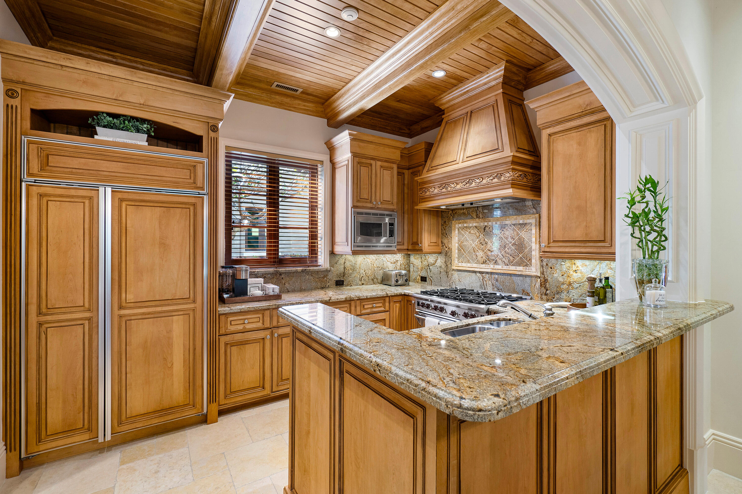 BEARS CLUB VILLAS CONDO - Residential