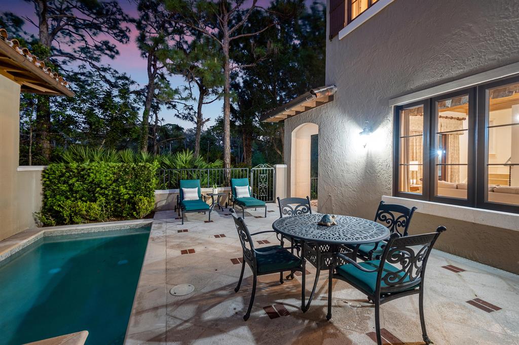 BEARS CLUB VILLAS CONDO - Residential