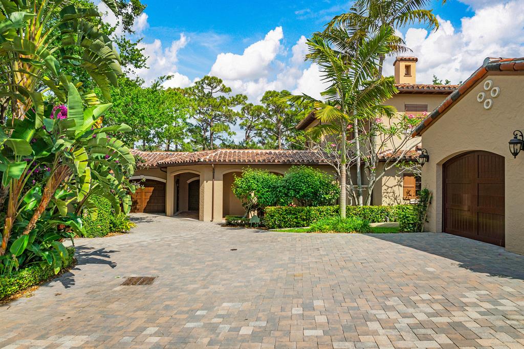 BEARS CLUB VILLAS CONDO - Residential