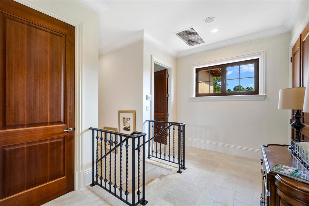 BEARS CLUB VILLAS CONDO - Residential