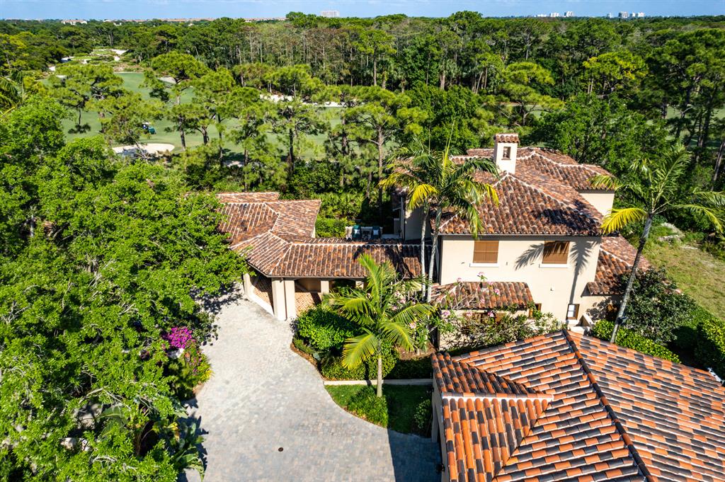 BEARS CLUB VILLAS CONDO - Residential