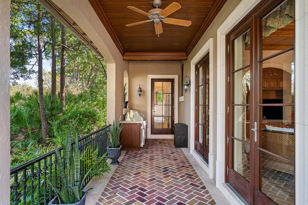 BEARS CLUB VILLAS CONDO - Residential