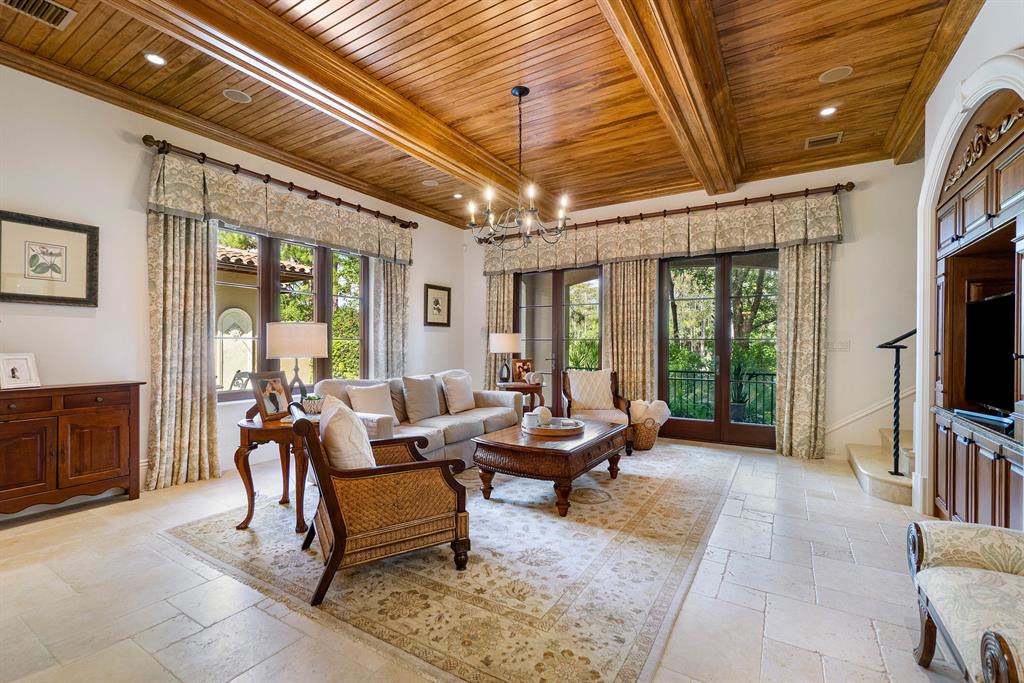 BEARS CLUB VILLAS CONDO - Residential