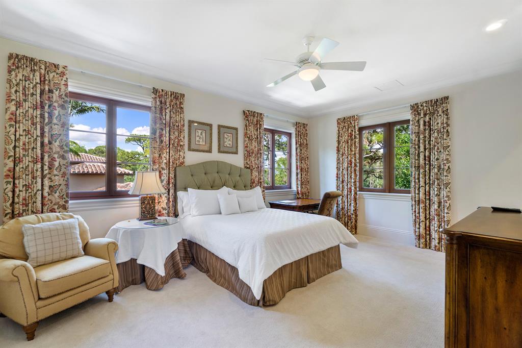 BEARS CLUB VILLAS CONDO - Residential